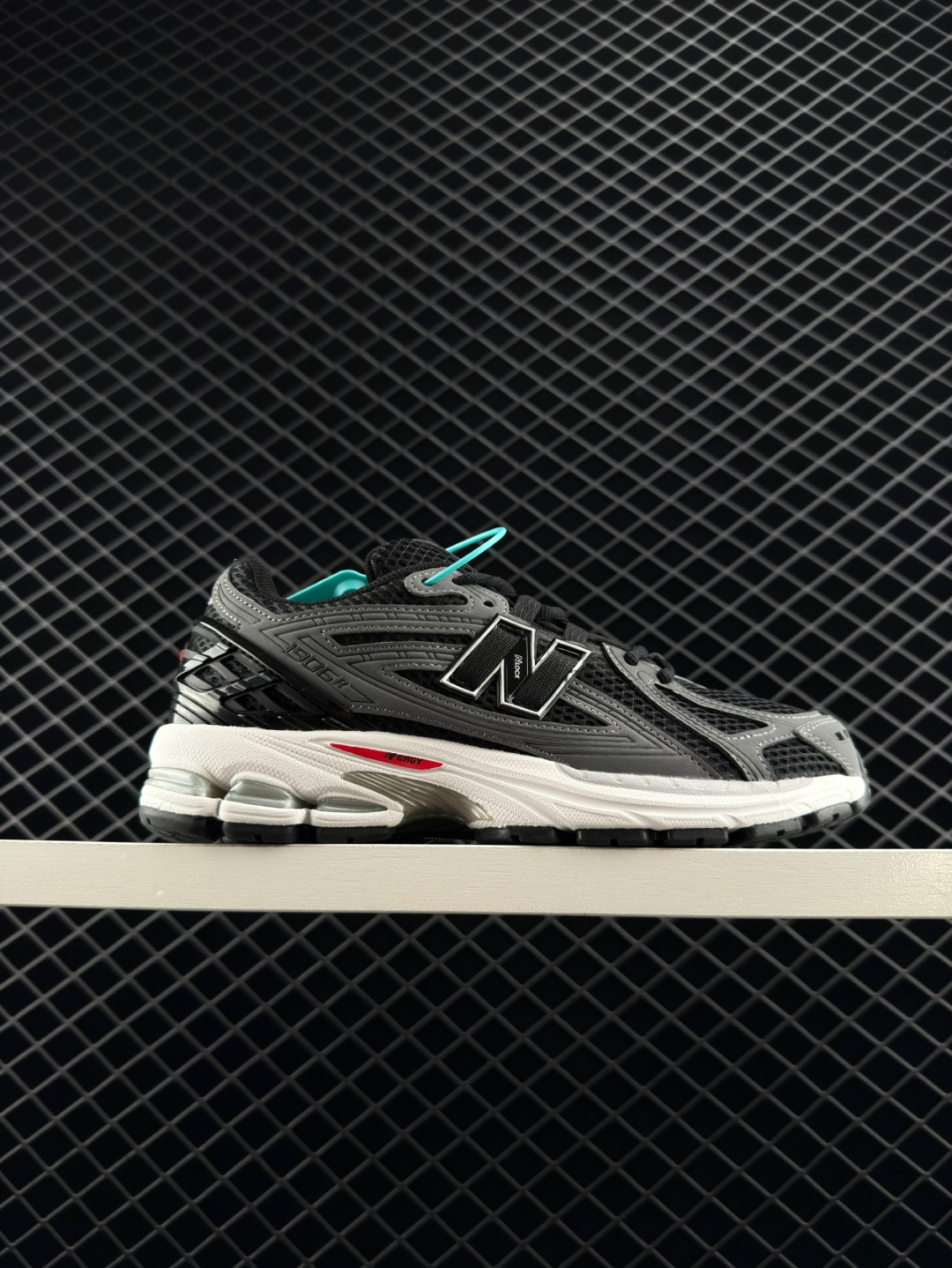 New Balance NB 1906R